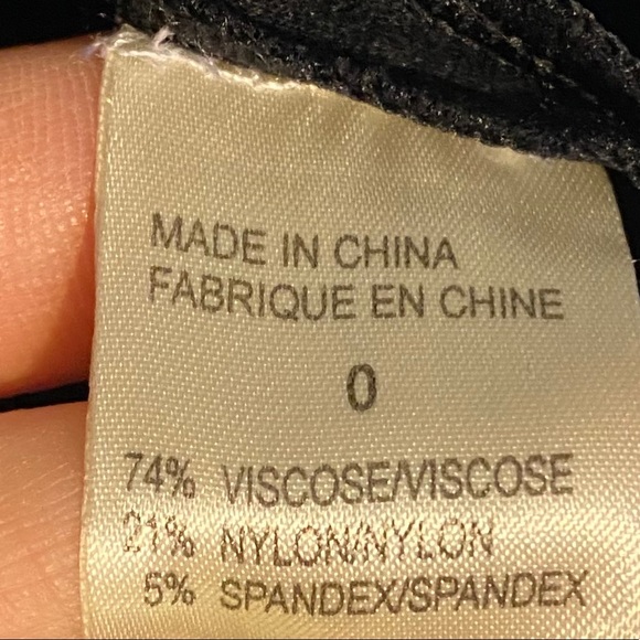 THEORY Basic Black Pencil Skirt Size 0 - Picture 3 of 5